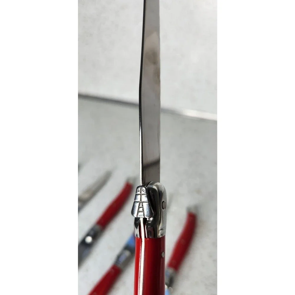 6x Smart Home Essentials for Living Red Handle Serrated Steak Knives Flatware